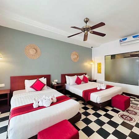 Mekong Angkor Palace Hotel Siem Reap Exterior photo