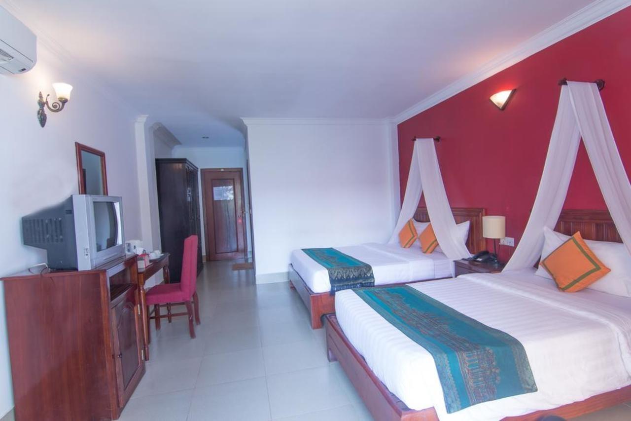 Mekong Angkor Palace Hotel Siem Reap Exterior photo