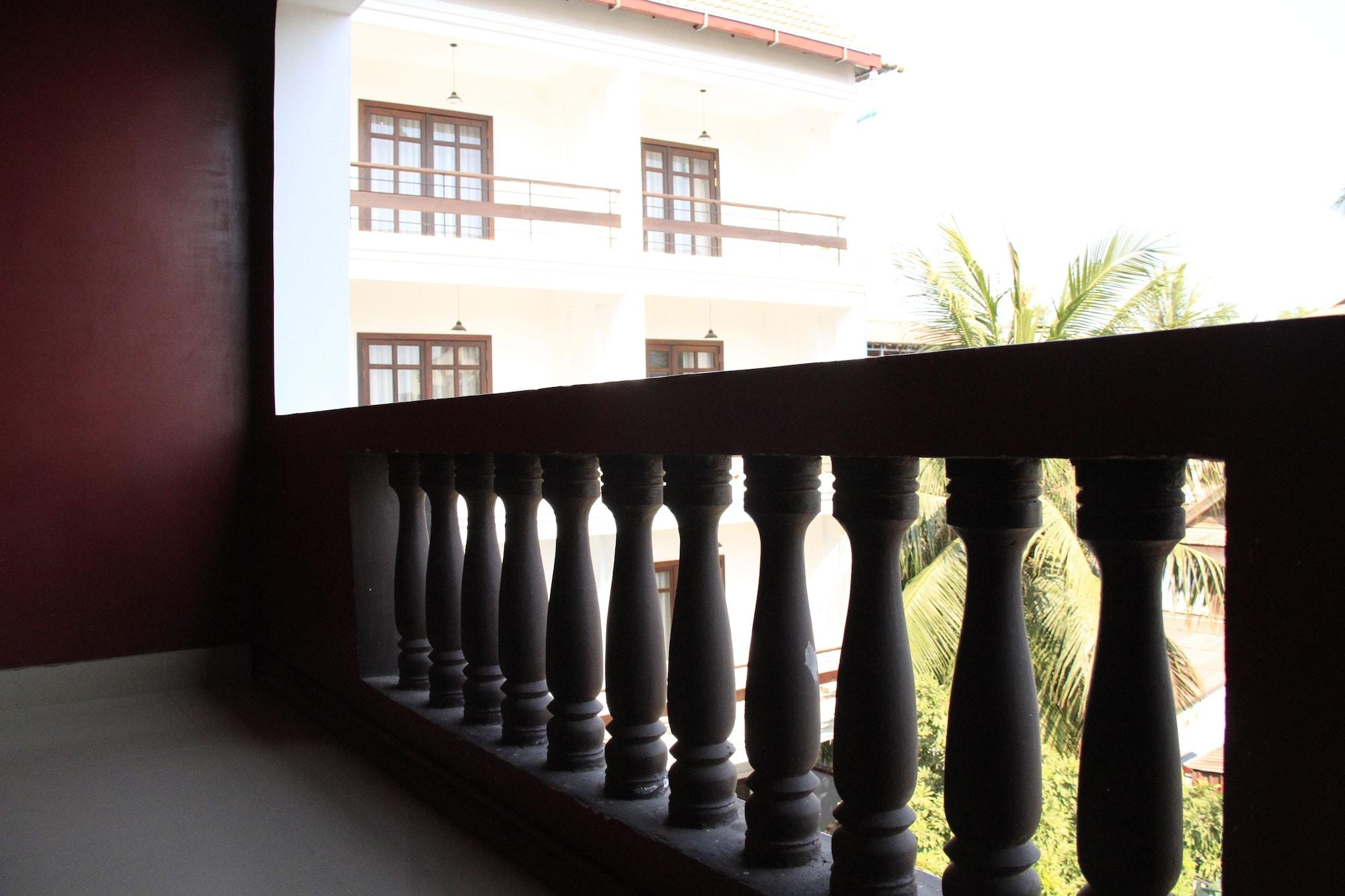 Mekong Angkor Palace Hotel Siem Reap Exterior photo