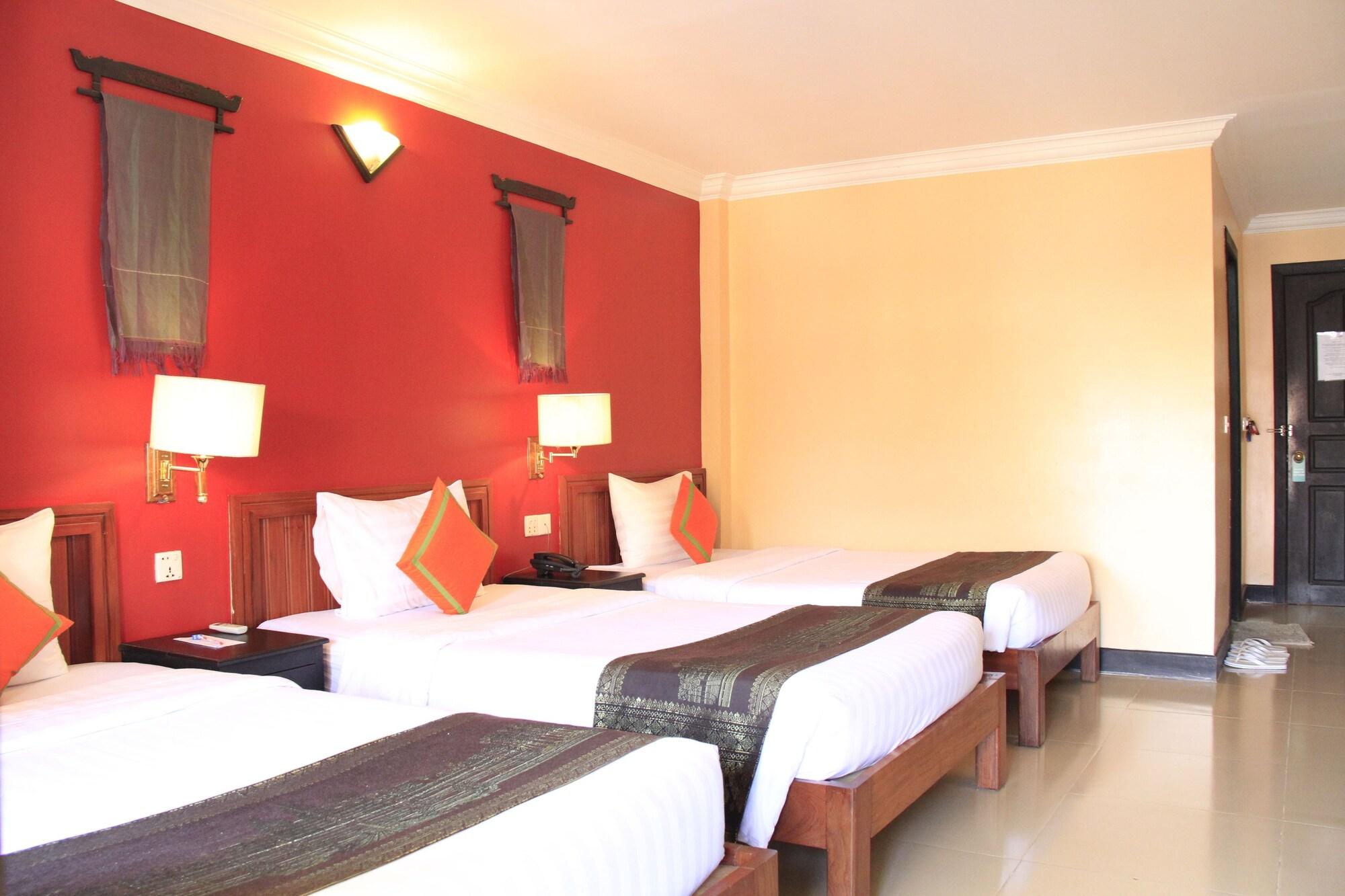 Mekong Angkor Palace Hotel Siem Reap Exterior photo