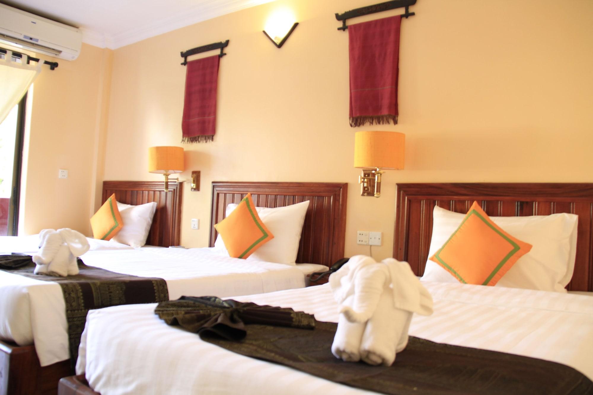 Mekong Angkor Palace Hotel Siem Reap Exterior photo