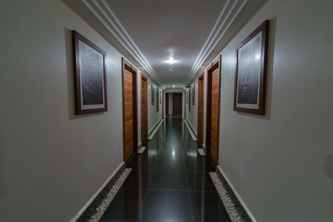 Mekong Angkor Palace Hotel Siem Reap Exterior photo